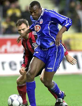 一个更为开 一个更为开